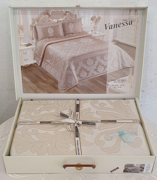 Покривало My Bed Жакард 240x260 з наволочками Vanessa Cream