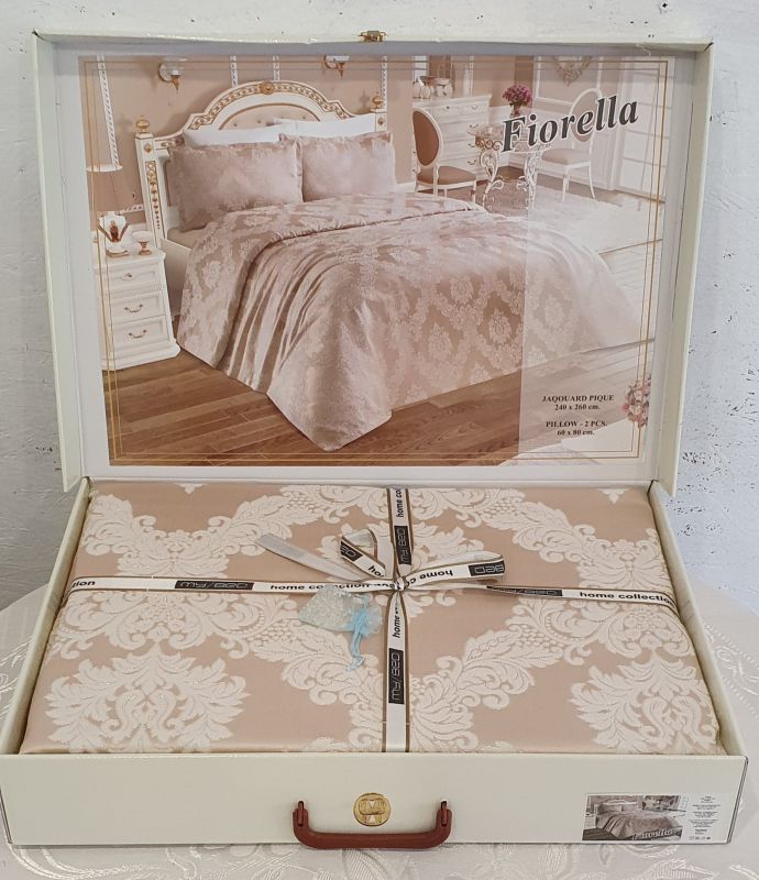 Покривало My Bed Жакард 240x260 з наволочками Fiorella Capuccino