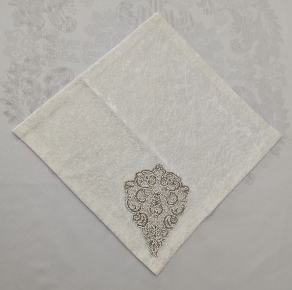 Серветка велюрова Acme з мереживом 35*35 Quenn Krem
