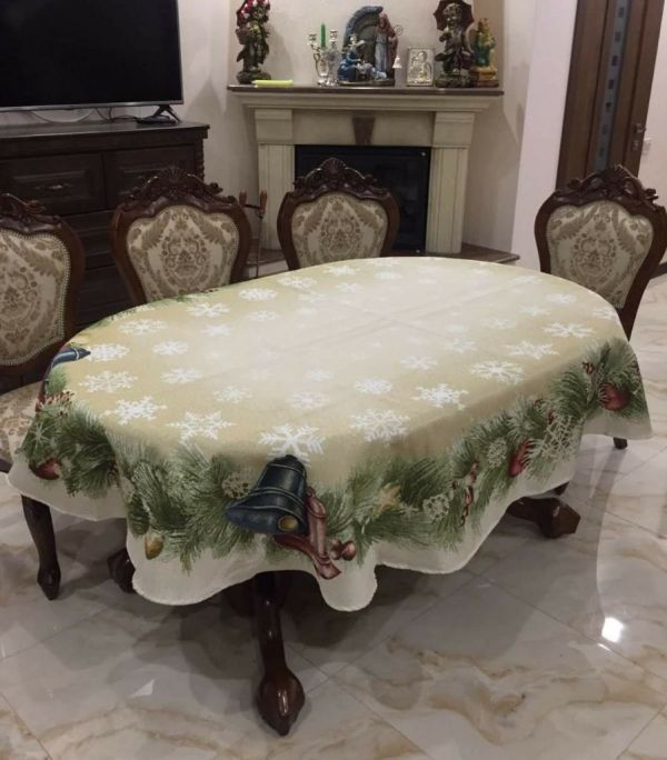 Скатертина Sagol новорічна 160х300 ovale ST-136 V2