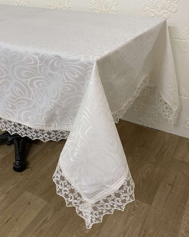 Скатертина Masali поліестер з мереживом 160х400 Model 514 Cream