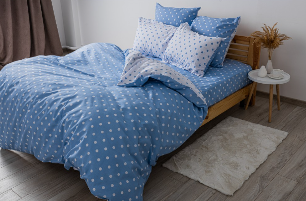 Комплект постільної білизни "Happy Sleep"півтораспальний (Light Blue Dots 50*70)