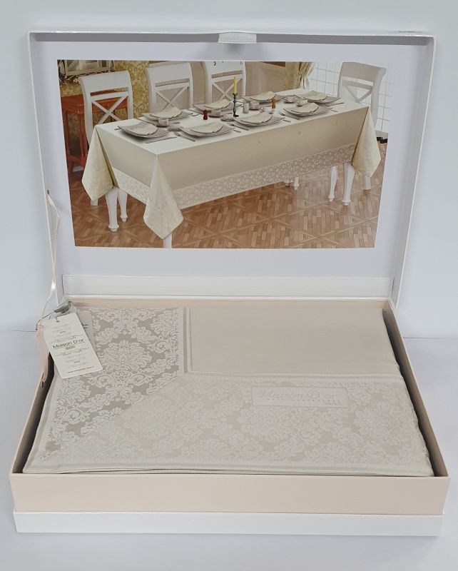Скатертина Set Maison D'or 160х270+8psc Katlamali Masa Ort. Tas