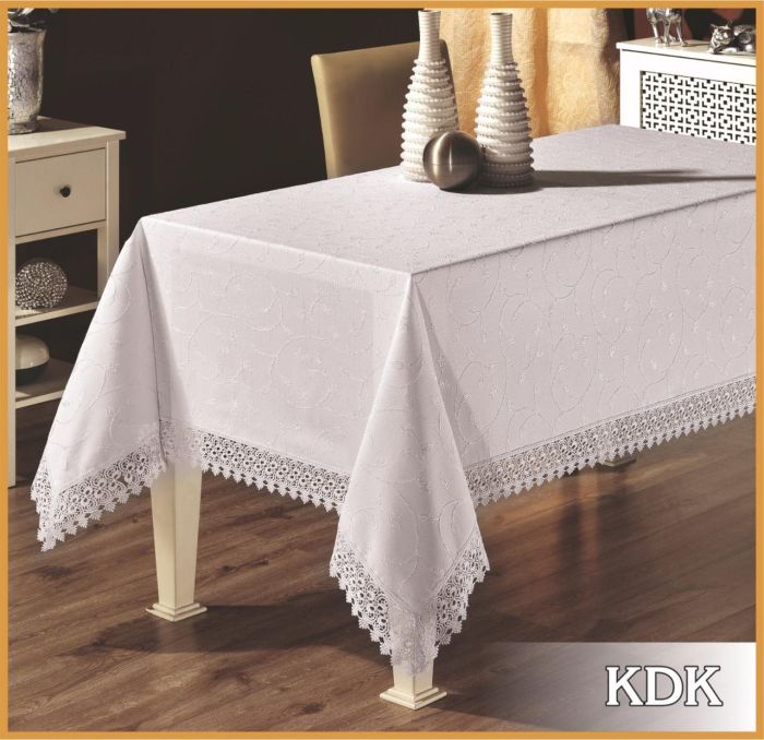 Скатертина мереживо Maison Royale 160x350 KDK White