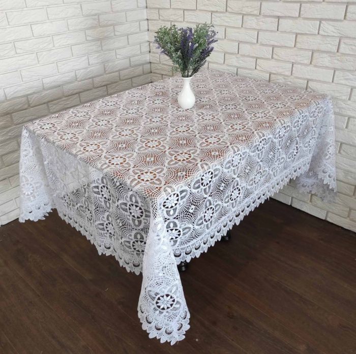 Скатертина з мереживом KEUY 150*225 White