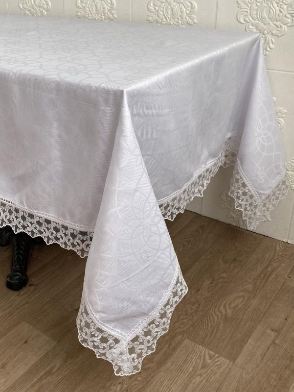 Скатертина Masali поліестер з мереживом 160х300 Model 513 White