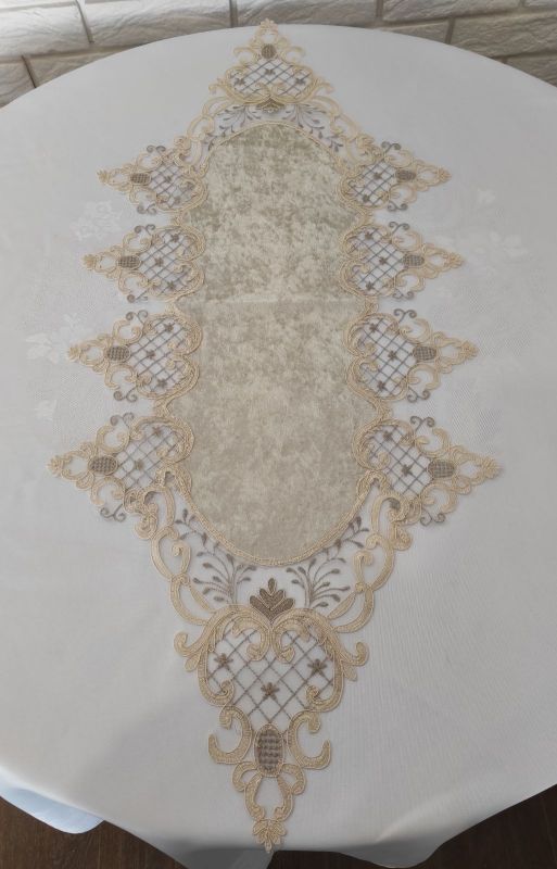 Доріжка велюрова Acme з мереживом 45*100 Kyrien Gold