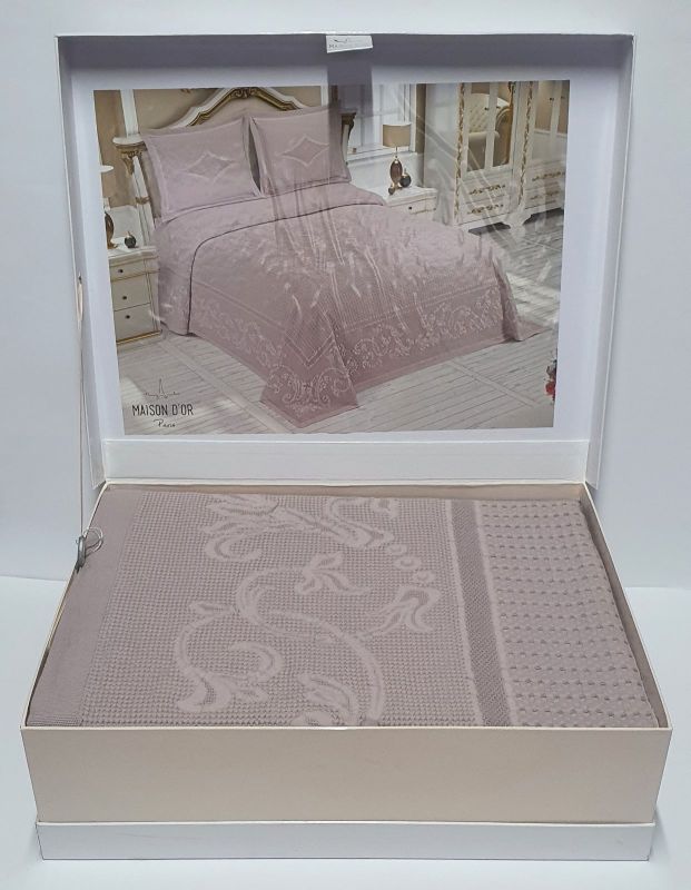 Покривало Пике Maison D'or La Vergne 260x260 Plum (Purple)