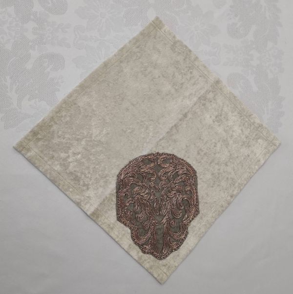 Серветка велюрова Acme з мереживом 35*35 Harem Cappicino