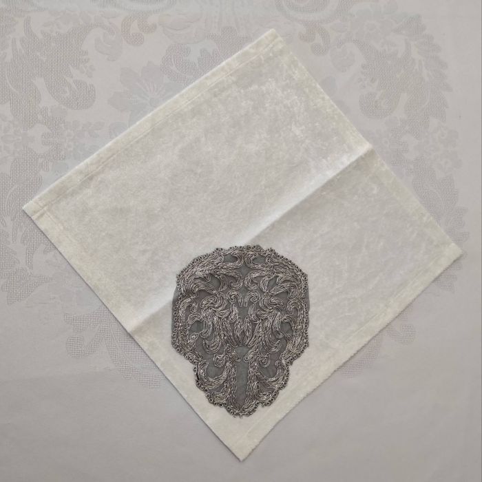 Серветка велюрова Acme з мереживом 35*35 Harem Krem