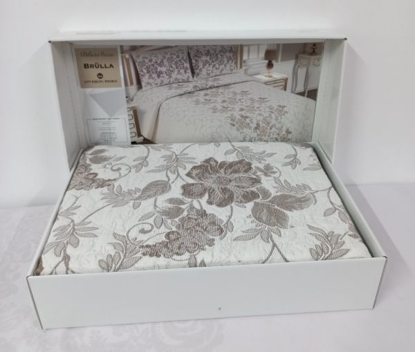 Покривало My Bed Жаккард 240x260 з наволочками Burulla Cappucino