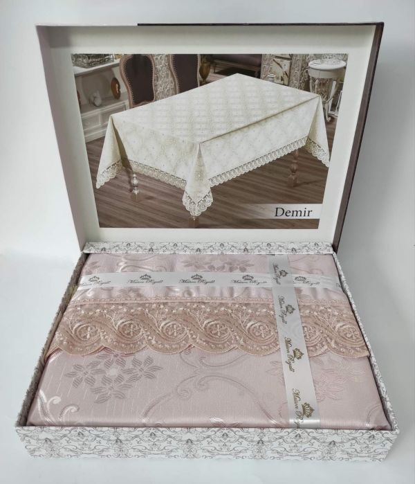 Скатертина Maison Royale 160x350 Demir Pudra