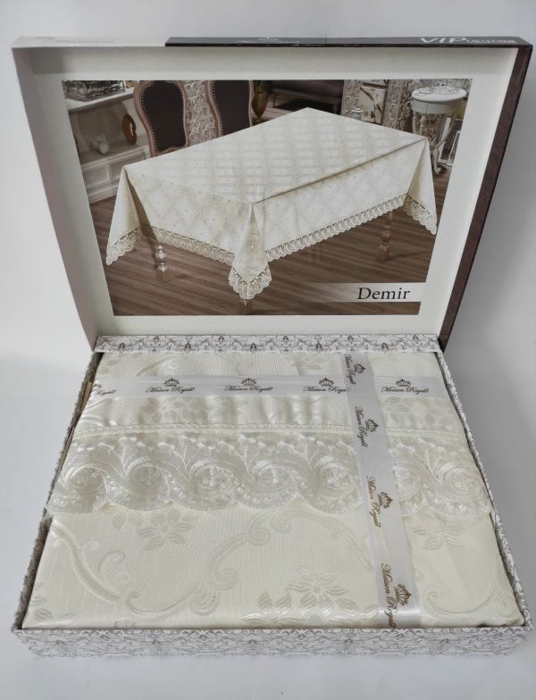 Скатертина Maison Royale 160x220 Demir Krem