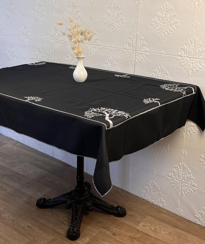 Скатертина поліестер KEUY 1088 110х160 Black