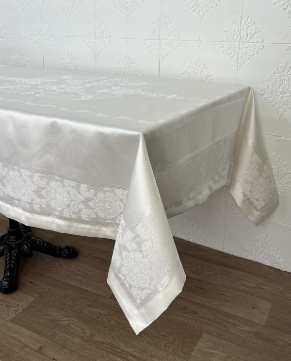 Скатертина тефлонова Masali 160х300 Jumbo Cream PVS