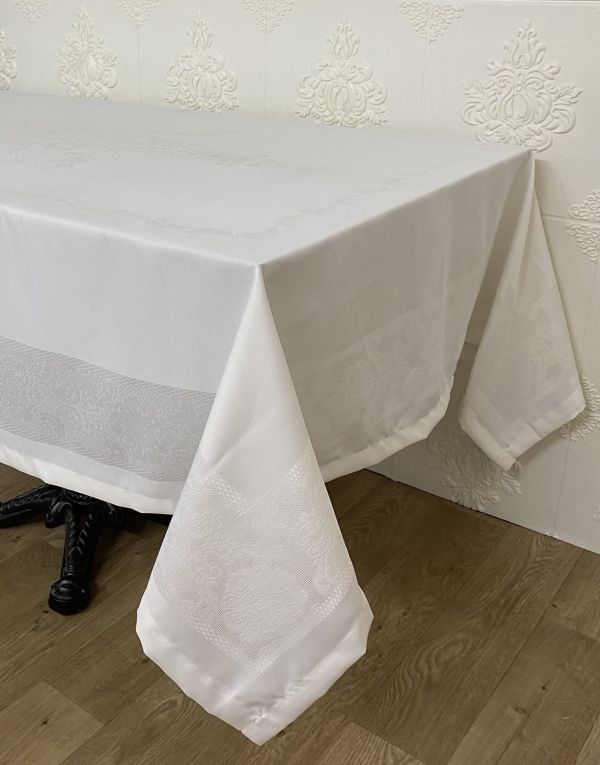 Скатертина тефлонова Maison Royale 160х220 Jumbo Krem PVS