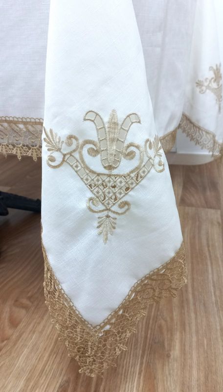 Скатертина Maison Royale льон з мереживом 160x220 Lale Cream-Cappucino