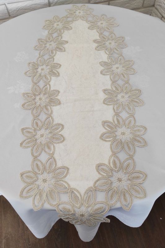 Доріжка велюрова Acme з мереживом 45*140 Daisy Cream