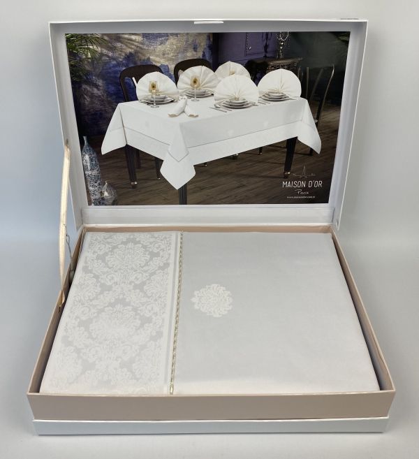 Скатертина Set Maison D'or Magnole Damasque 155х320+12psc White