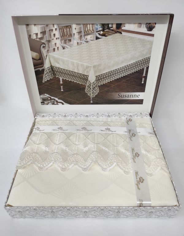 Скатертина з мереживом Maison Royale 160x300 Susanne Cream