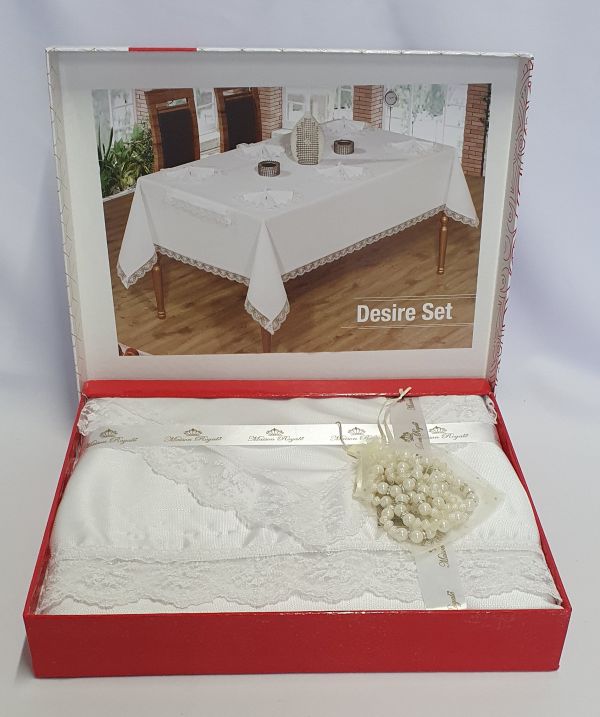 Скатертина Set Maison Royale 160x220+8 psc Desire White