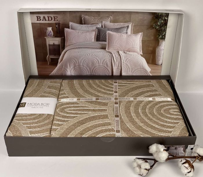 Покривало Moda Box 240х260 з наволочками Bade Cappucino