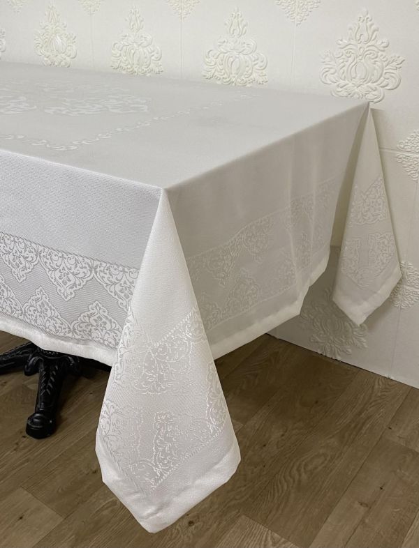 Скатертина тефлонова Maison Royale 160х220 KDK-Pano Krem PVS