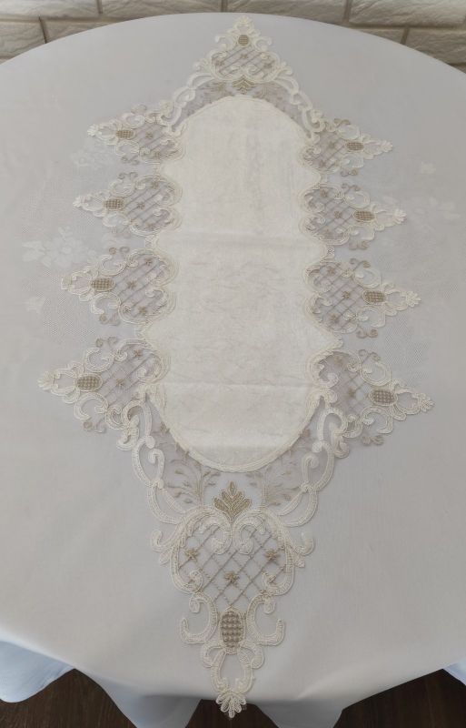 Доріжка велюрова Acme з мереживом 45*100 Kyrien Cream