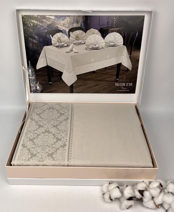 Скатертина Set Maison D'or Magnole Damasque 155х270+8psc Stone