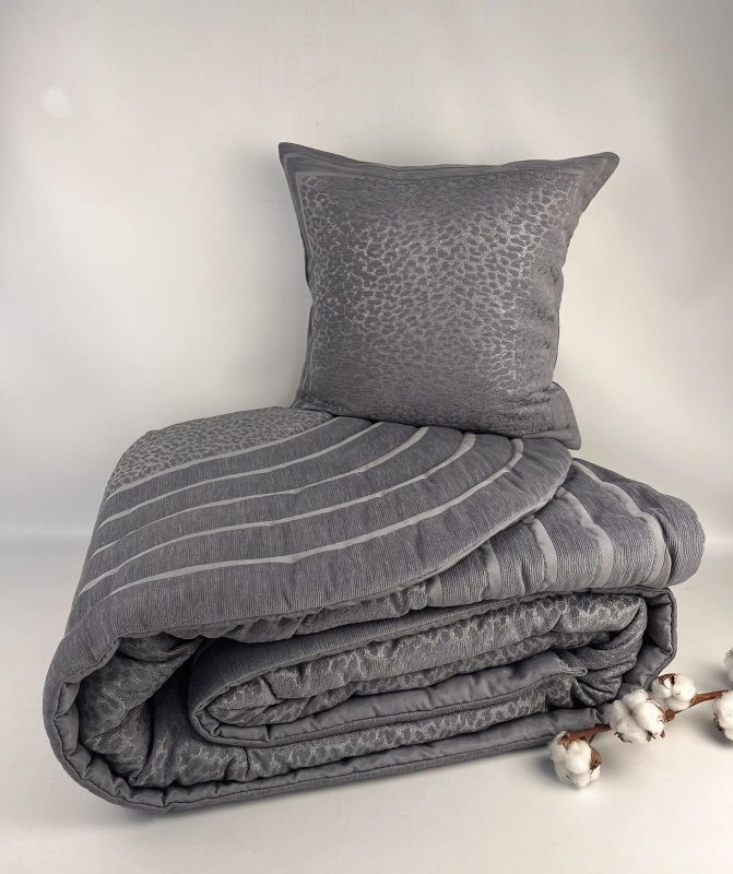 Покривало Maison D'or Corinne Hermes 260x260 Antrasit